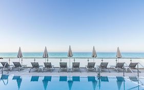 Hotel Perla Marina  4*